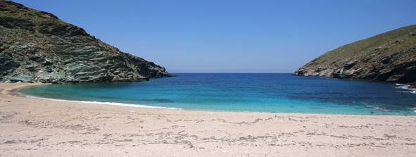 A person standing on a beach

AI-generated content may be incorrect.