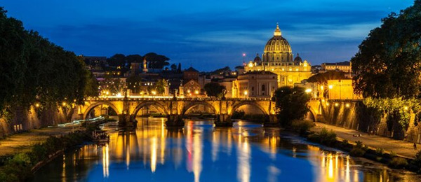ITALY IN STYLE & THE GREEK ISLANDS